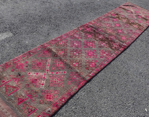 Ada Vintage Rug 2.6'x12'