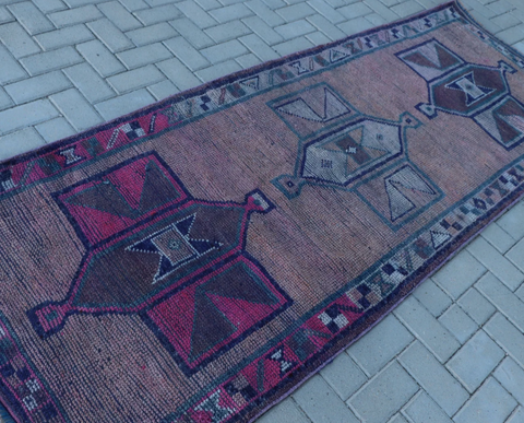 Agatha Vintage Rug 3.3x8.5'