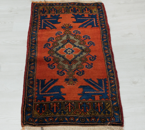 #20 Vintage Turkish Rug 2x3.5'