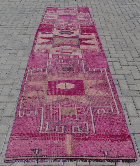 Edith Vintage Rug 3.3'x12.2