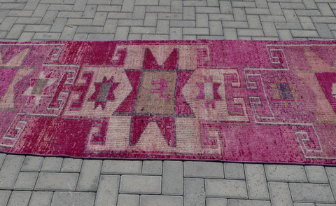 Edith Vintage Rug 3.3'x12.2