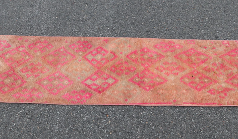 Eleanor Vintage Rug 1.8'x10.2'
