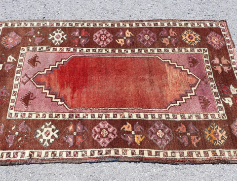 Celia Vintage Rug 3.4'x5.3'