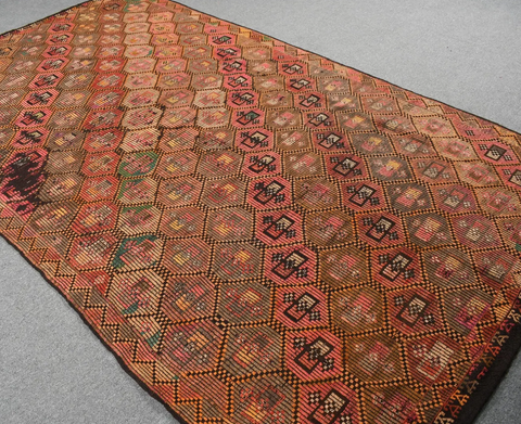 Ela Vintage Turkish Rug 5.6x9.8